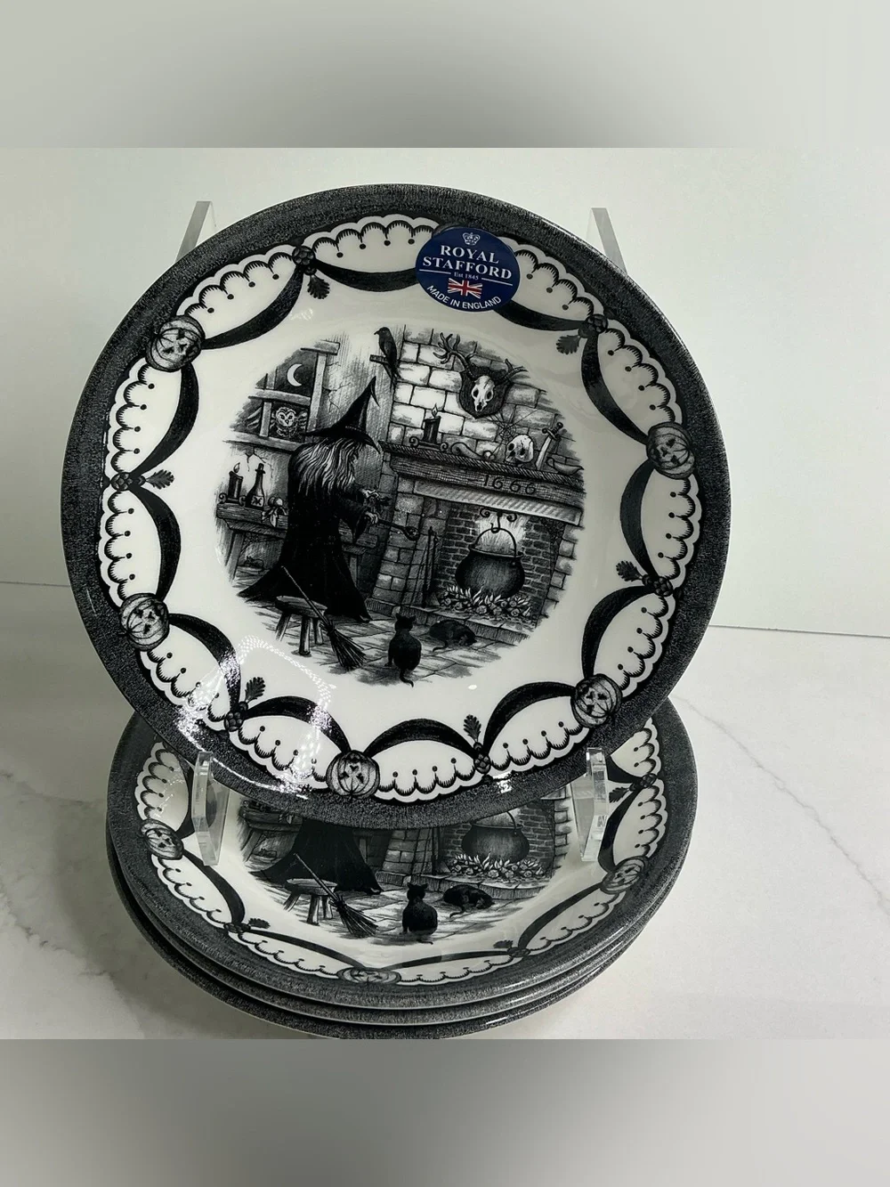 4 Royal Stafford Soup Pasta Bowls Witch With Black Cat 8” Halloween New